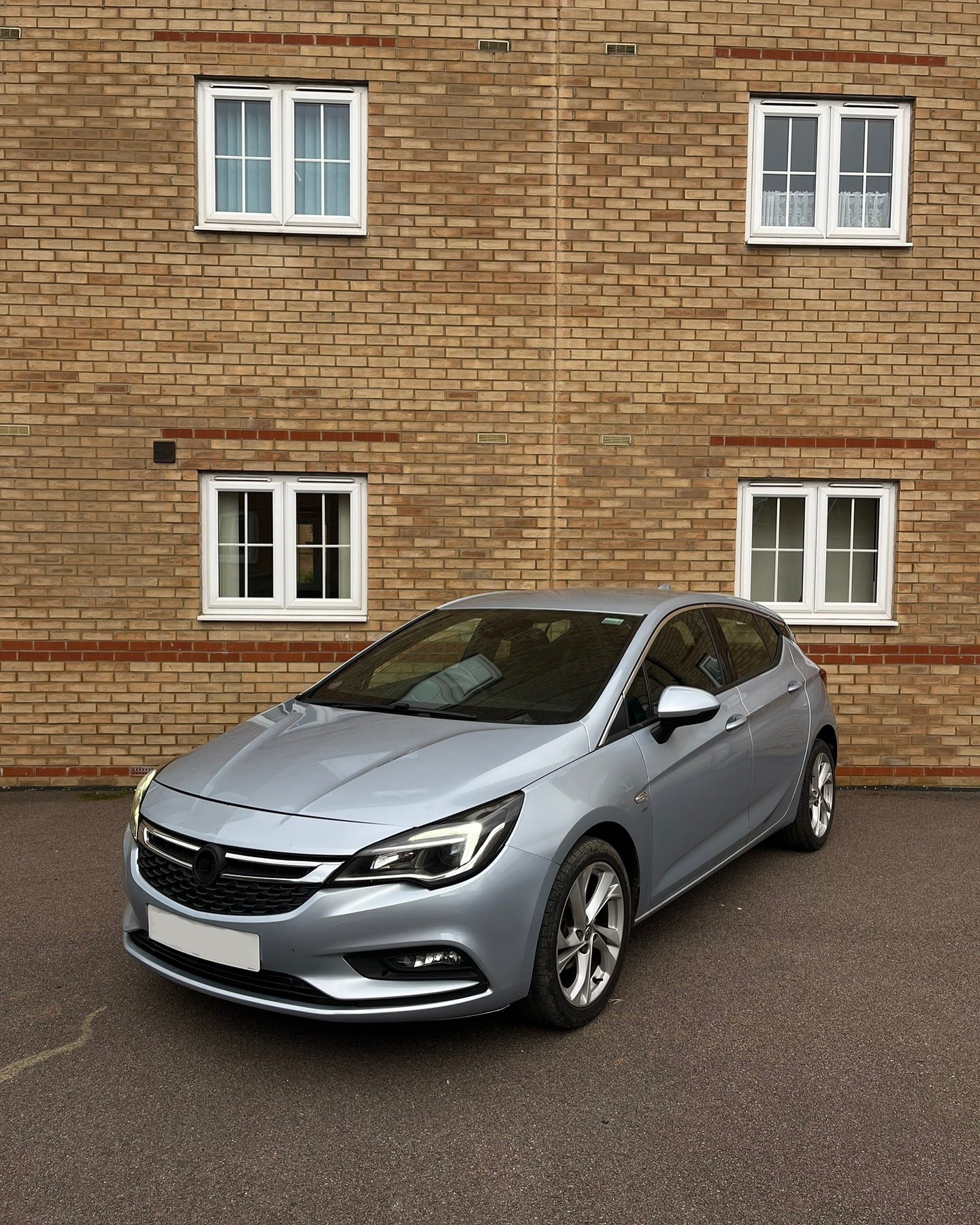 2017 Vauxhall Astra SRI